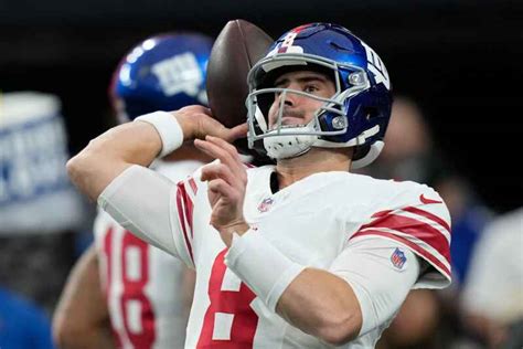 Giants QB Daniel Jones not second-guessing decision to re-enter Raiders game